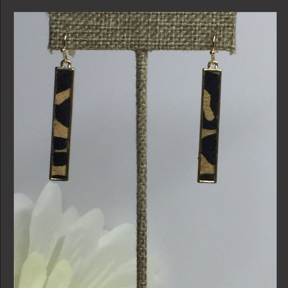 🆕❤️Leopard Classic Print Earrings
